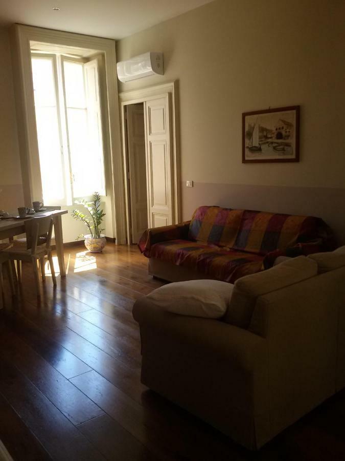 B & B Luca Giordano N6 Неаполь Экстерьер фото